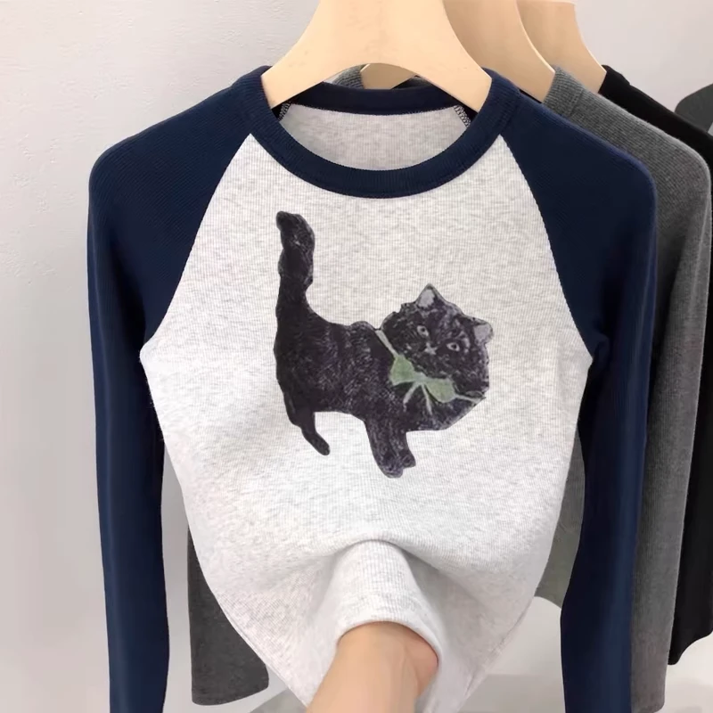 插肩撞色长袖T恤女春秋季新款修身显瘦小众设计感打底衫上衣短款