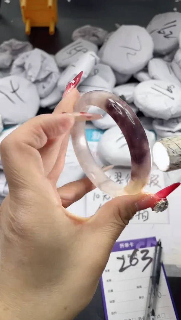 【闪购商品】石英质玉手镯未镶嵌263