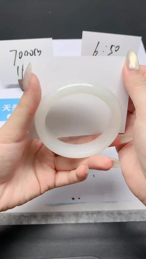 石英质玉手镯未镶嵌K111-55