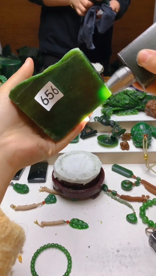 未镶嵌和田玉珠宝半成品1