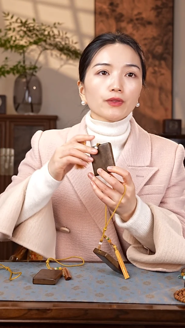 乌木类家具金丝楠阴沉木 天花板龙胆纹平安扣