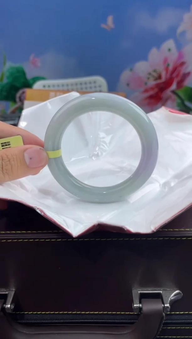 翡翠手镯未镶嵌2  翡翠手镯