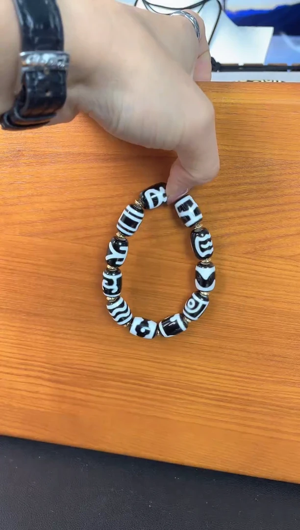 玛瑙/玉髓（覆膜）颈饰未镶嵌70