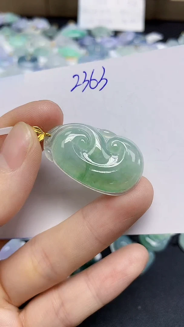 颈饰18K金镶嵌翡翠天然缅甸翡翠A货翡翠百元以上9元证书费自理