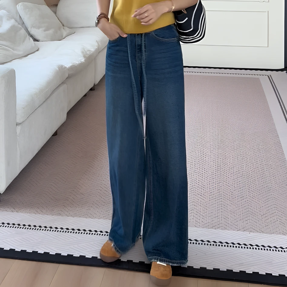 【余欢欢】早秋百搭显瘦遮胯抽绳简约直筒牛仔裤-YHK50300