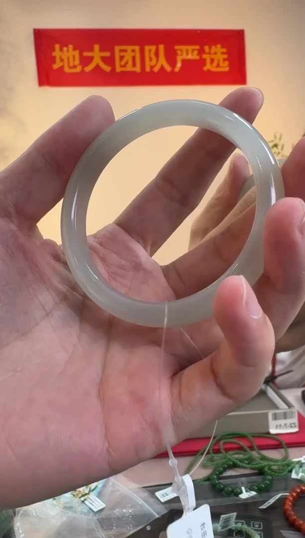 和田玉手镯未镶嵌和田玉烟青手镯半圆条55#