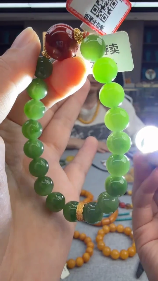 未镶嵌手链和田玉529秒拍号 假一罚三