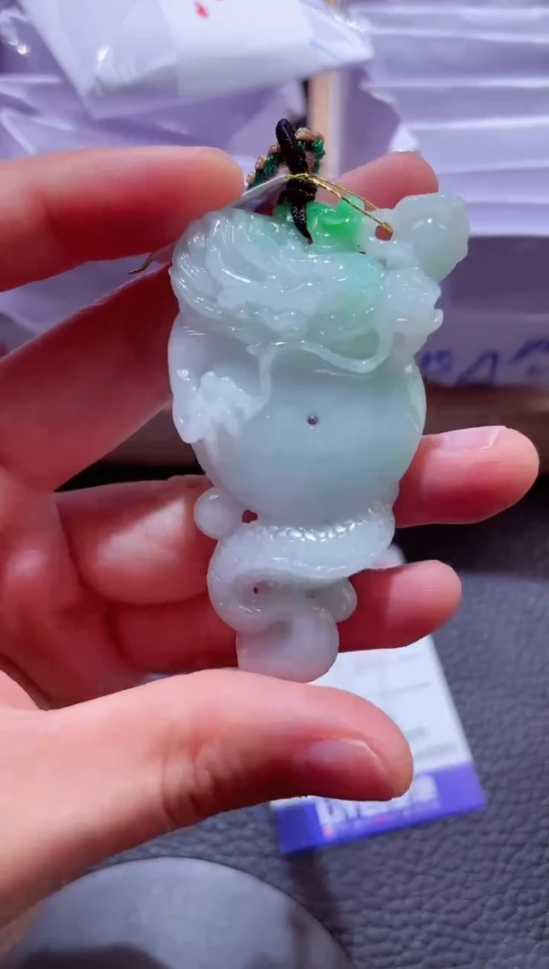 颈饰未镶嵌翡翠00006943