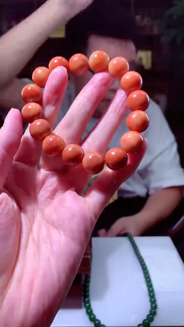 翡翠未镶嵌颈饰挂件发货（拍一发一）