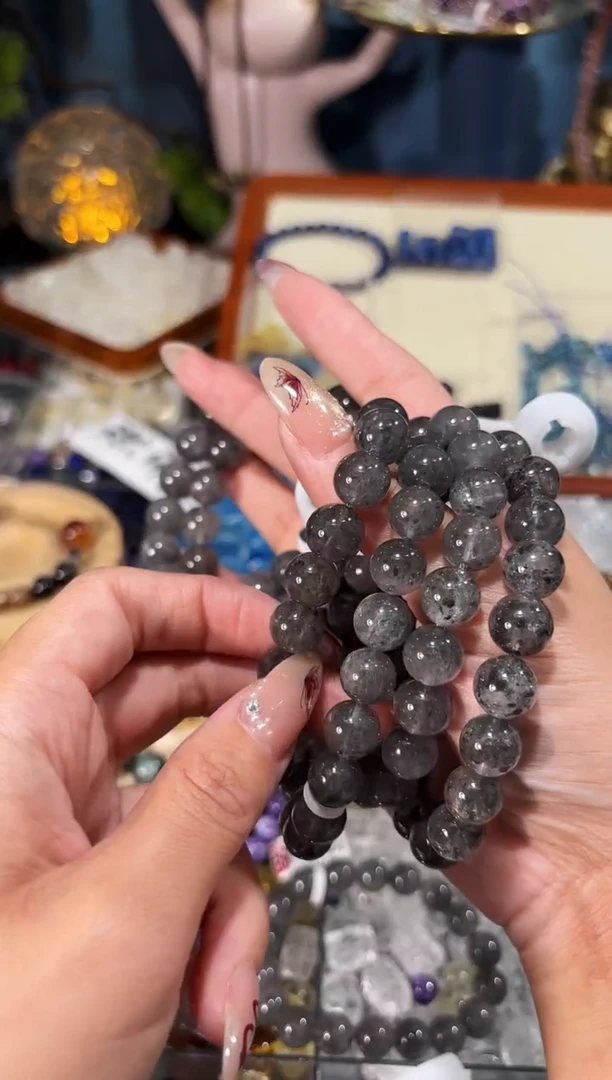 【闪购商品】水晶手链未镶嵌黑羽卡11手串拍2件