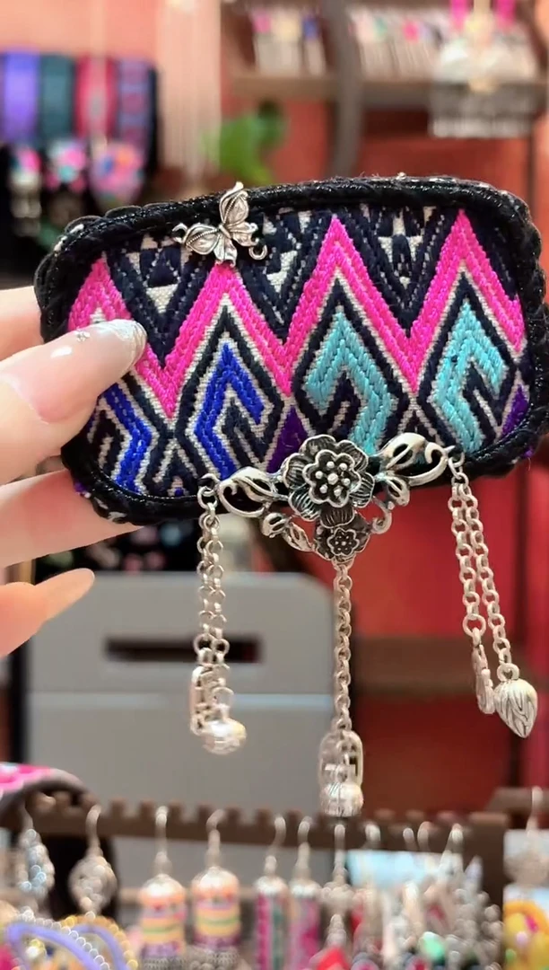 织绣云织谣民族风精美饰品128