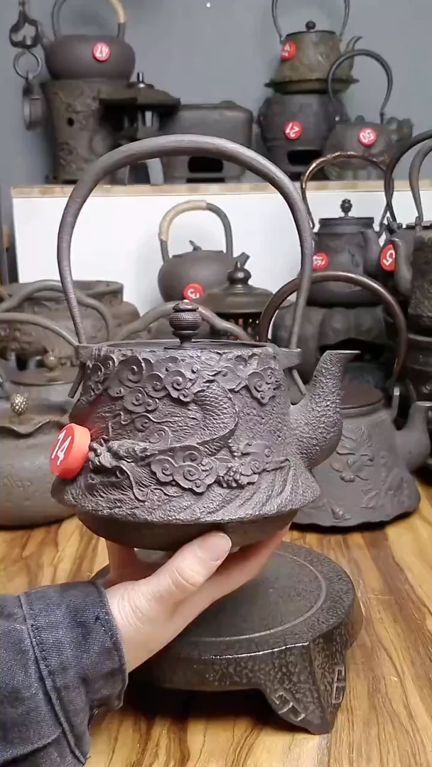 铸铁精铸无涂层手工壶云龙1250毫升