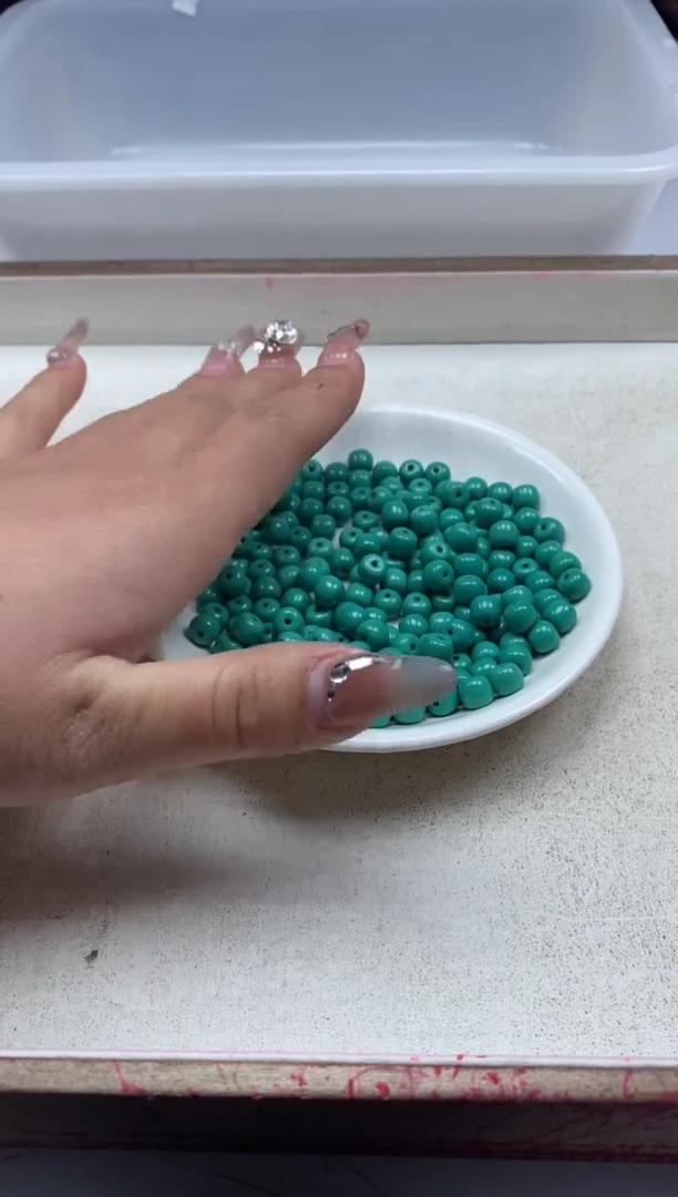 【闪购商品】玛瑙/玉髓颈饰未镶嵌w777绿松老型6*5mm*30颗