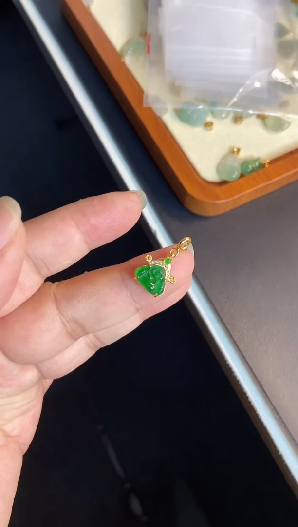 吊坠(不含链)银S925镶嵌翡翠1