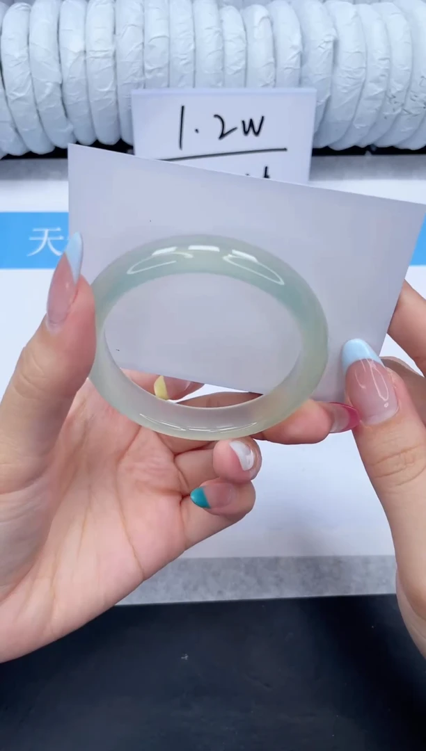 石英质玉手镯未镶嵌203-56