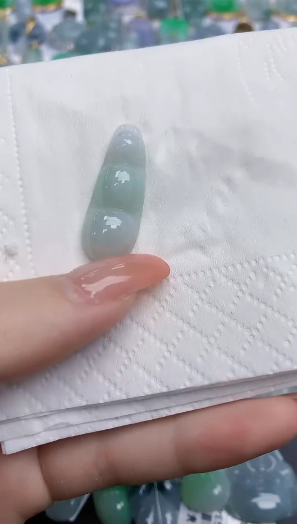 【闪购商品】翡翠颈饰未镶嵌天然缅甸翡翠A货