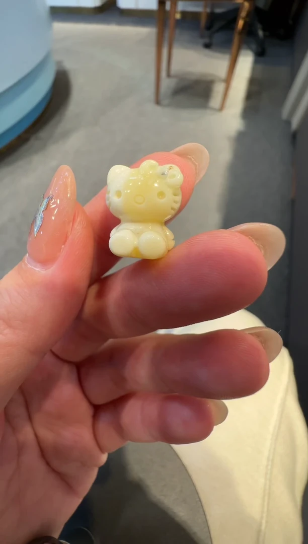 【闪购商品】琥珀珠宝奇石未镶嵌kt猫