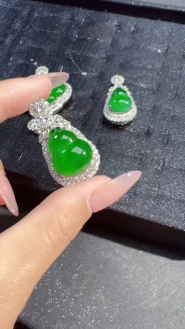 【闪购商品】定制翡翠未镶嵌葫芦商品多样性发货1