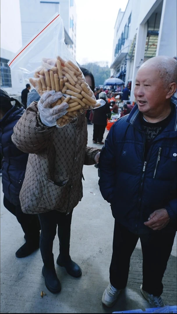 中国大陆代卖农家兰花根1斤