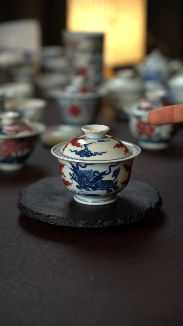 景德镇全手工手绘青花釉里红海象二才盖碗