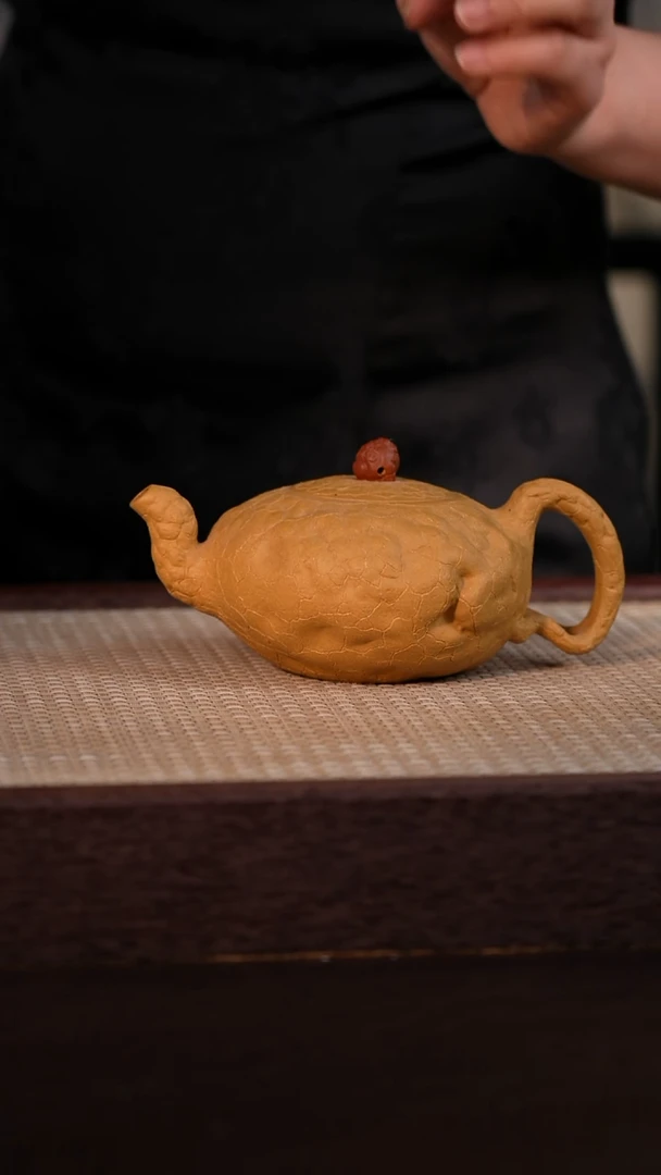 茶壶紫砂黄金段 340cc