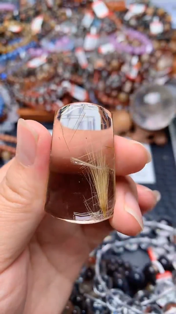 【闪购商品】水晶吊坠(赠链)未镶嵌天然244