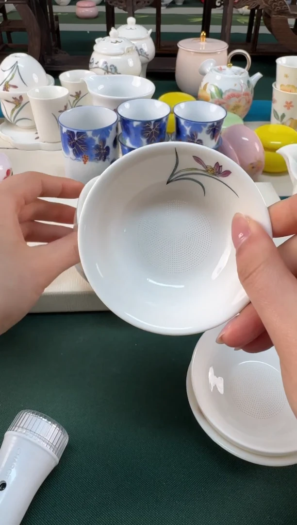 【闪购商品】瓷器 ······.......