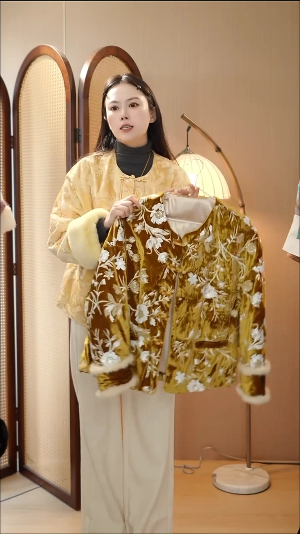 金丝绒外套