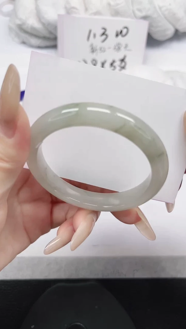 未镶嵌手镯石英岩玉148-53/54