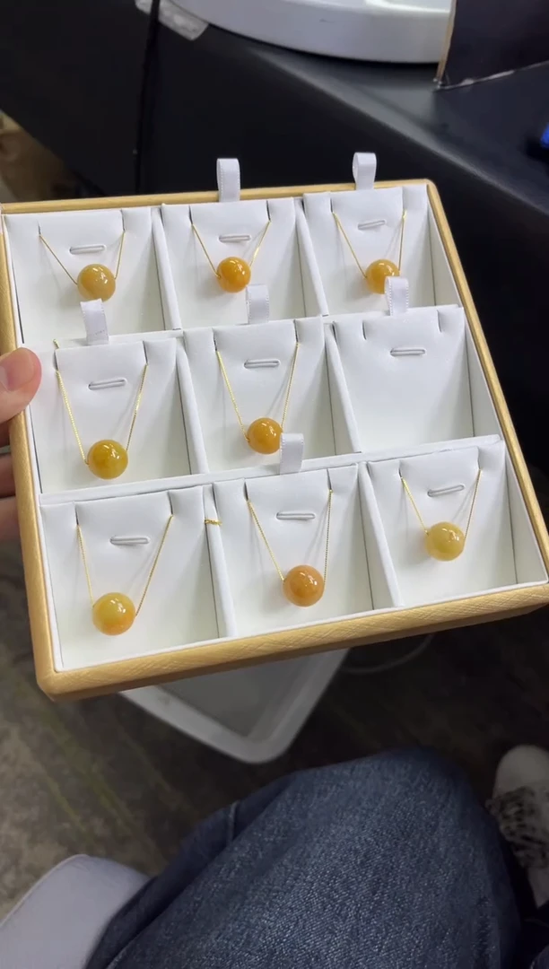 【闪购商品】翡翠吊坠(赠链)未镶嵌K90多样性发一件【小】