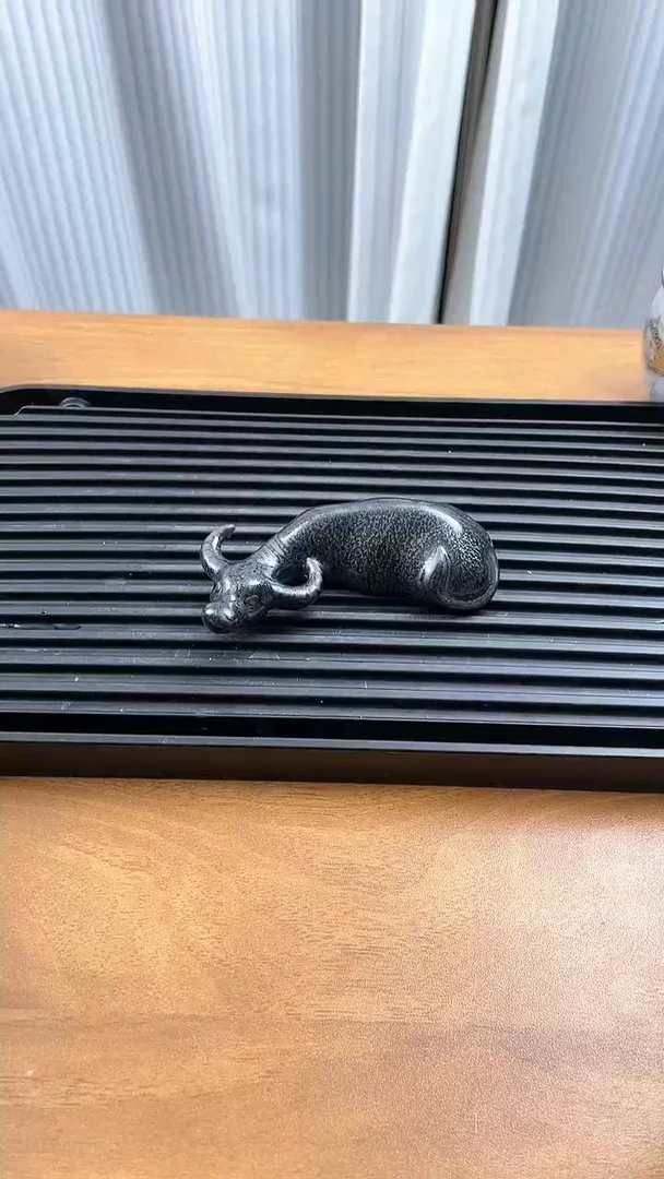 【闪购商品】瓷片福缘堂茶具甄选-窑变牛摆件