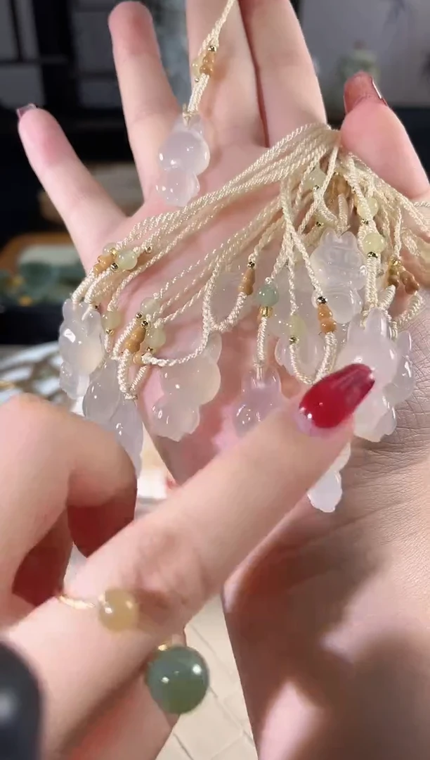 玛瑙/玉髓项链未镶嵌多样性发货其一