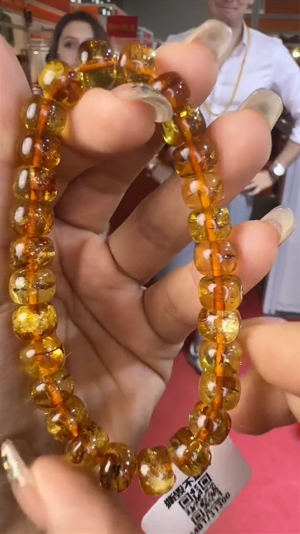 未镶嵌琥珀手链上海珠宝展假一罚十