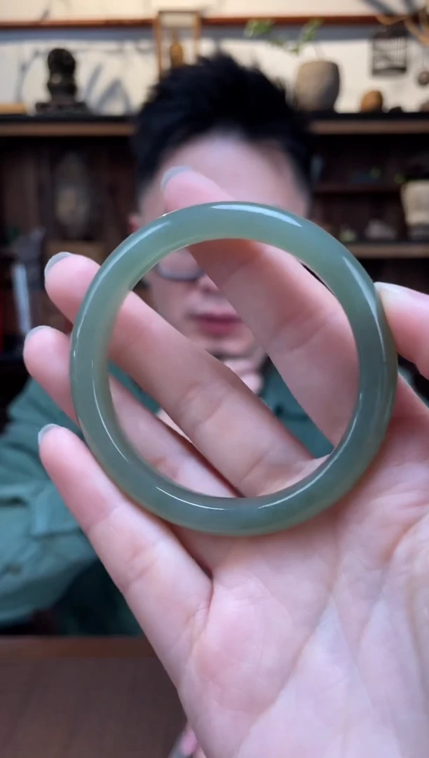 【闪购商品】和田玉手镯未镶嵌015和田玉手镯53#ZD