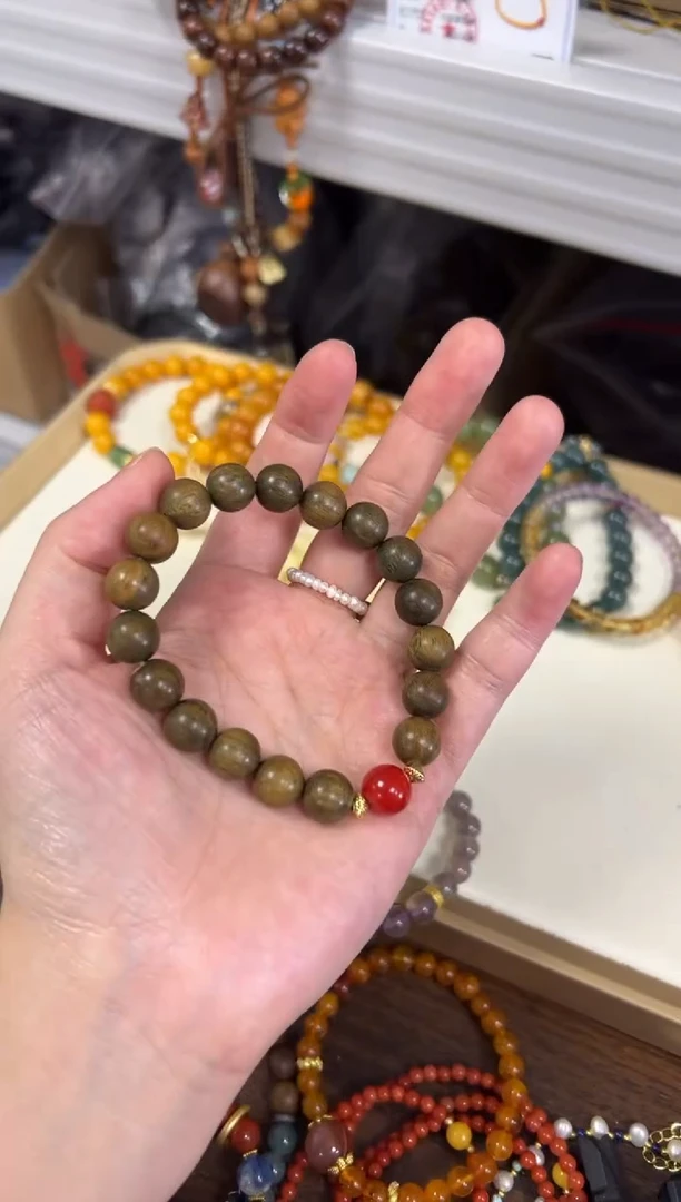 未镶嵌维腊木（绿檀）手串绿檀木柿子红玛瑙手串[0810]