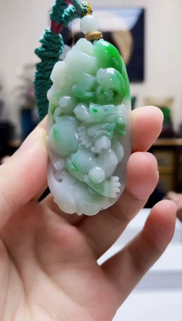 未镶嵌定制翡翠吊坠52