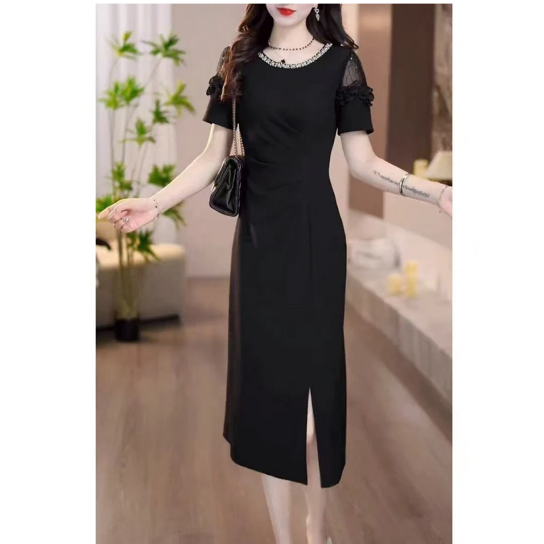 【晓琳现货】815 欧货肩膀蕾丝时尚显瘦下摆开叉连衣裙女