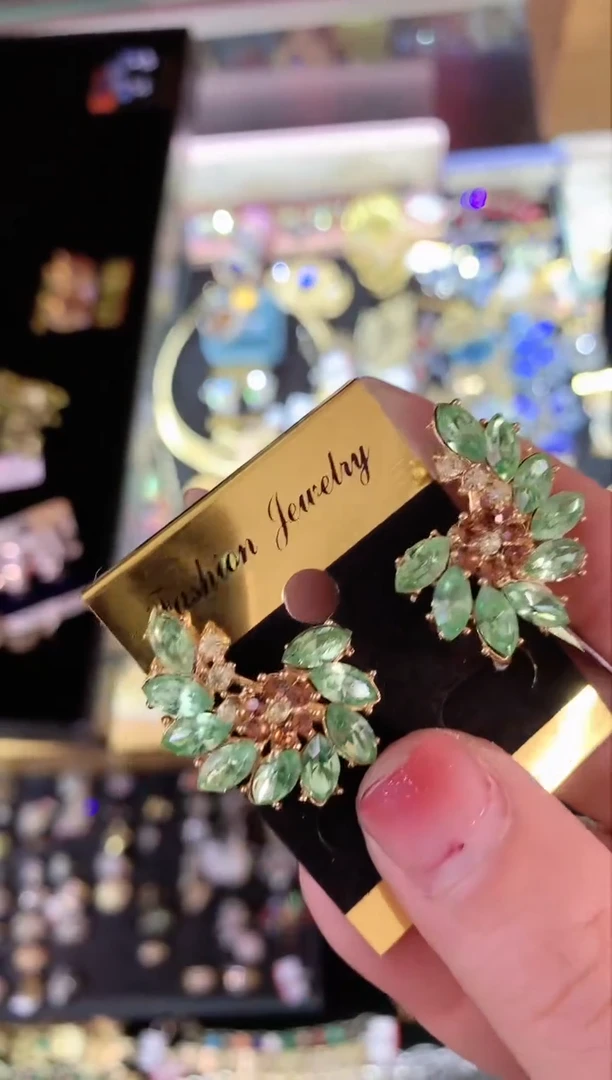 【闪购商品】瓷片楚楚中古珠宝甄选不退换