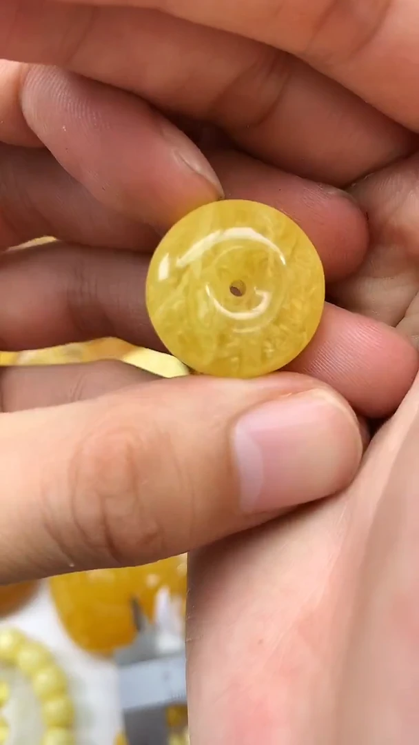 裸石蜜蜡未镶嵌口扣子