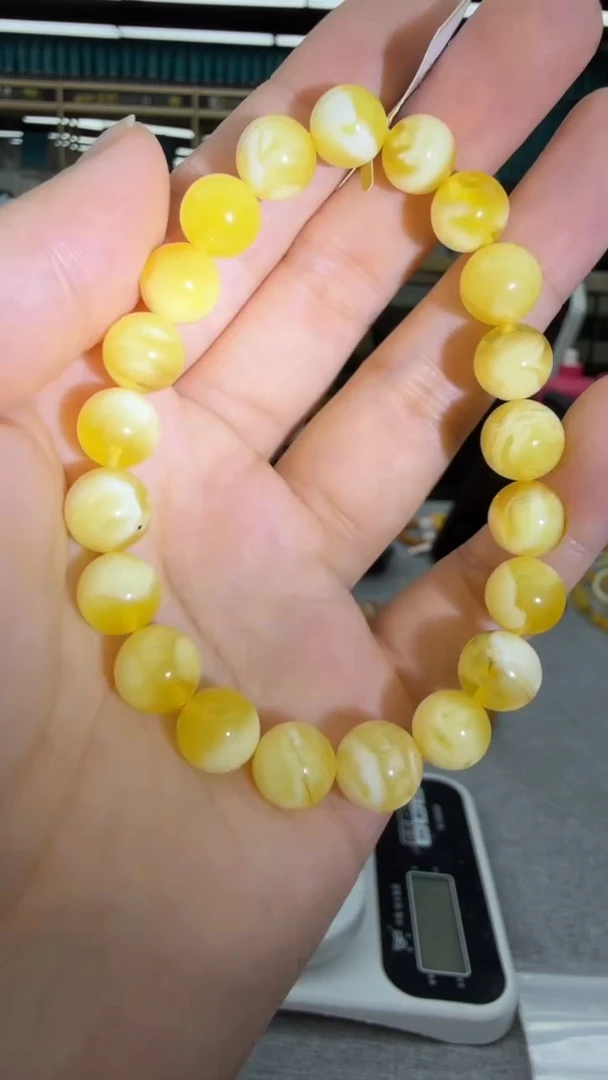 未镶嵌琥珀手链120秒拍号 假一罚三
