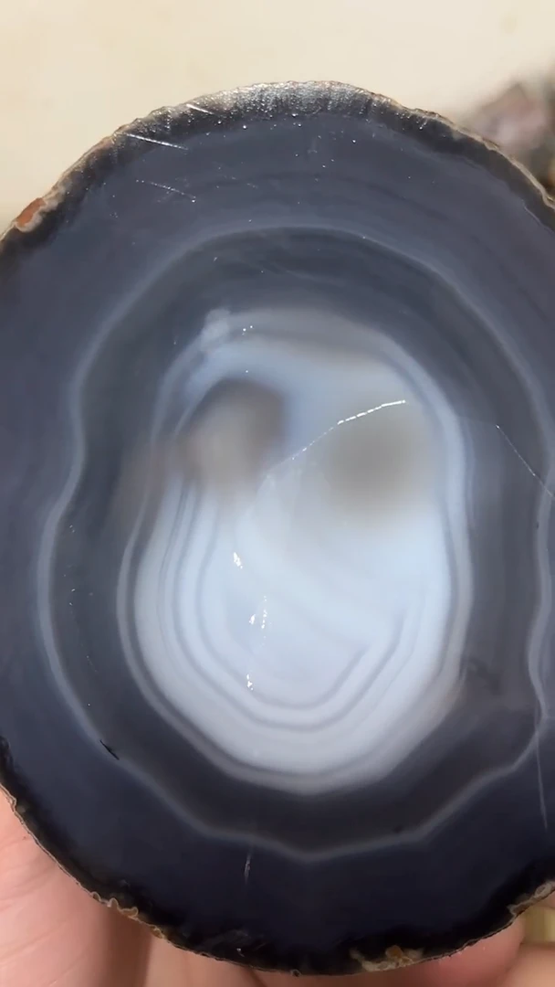 定制玛瑙爱**明原石600359