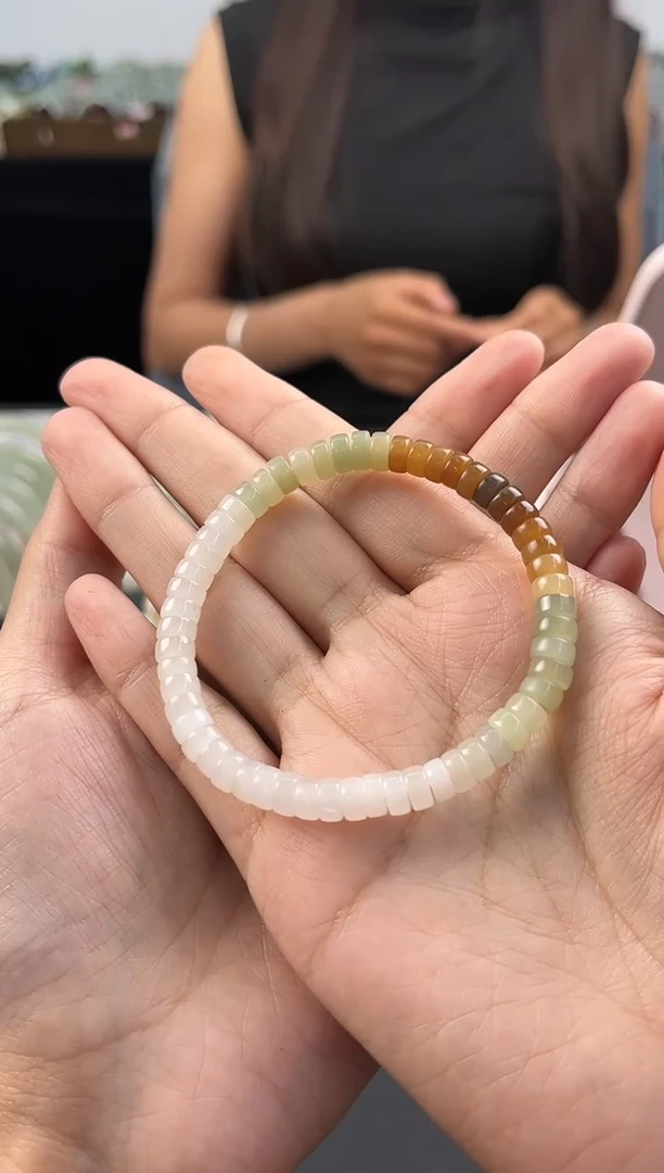 未镶嵌手串和田玉且末金山糖白 渐变药片手串卡6微色差