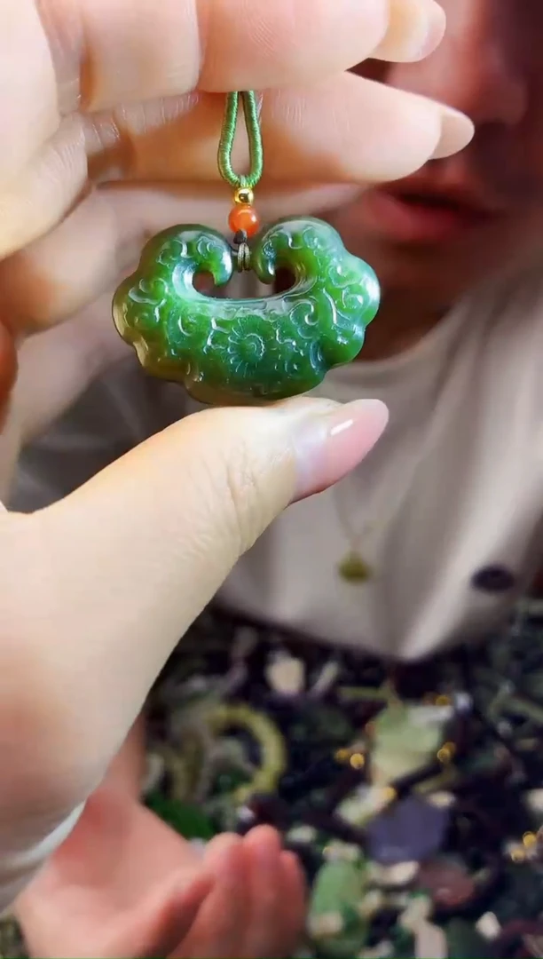 颈饰未镶嵌和田玉多样性发货，拍一发一