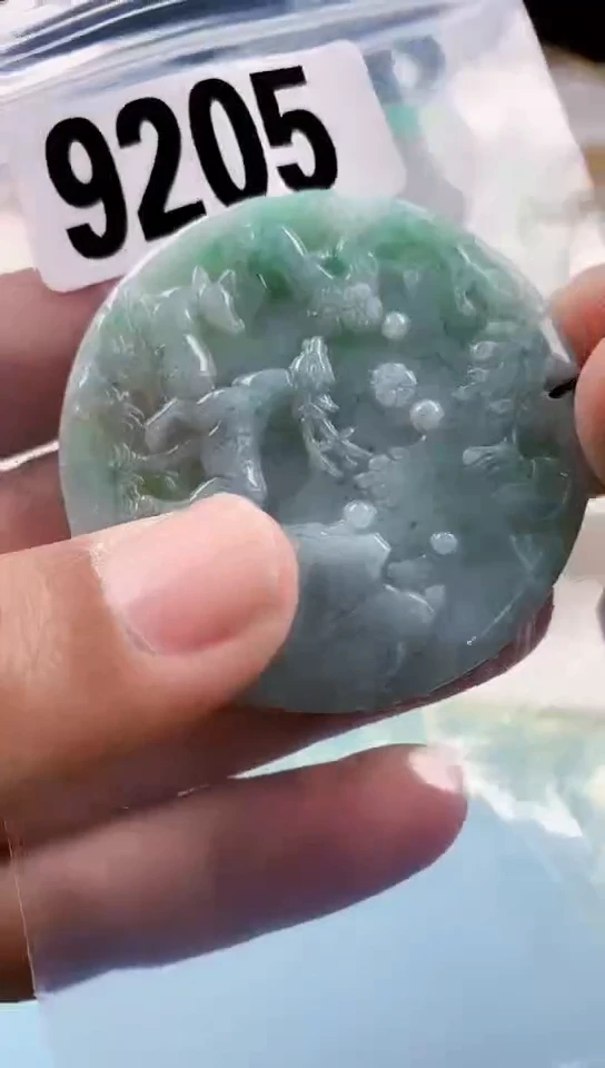 【闪购商品】翡翠挂件未镶嵌天然翡翠吊坠挂件