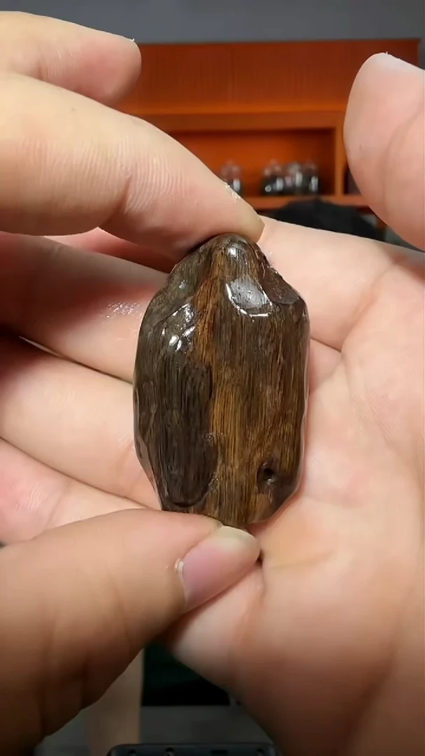 沉香吊坠24号红土太湖石多样性发一