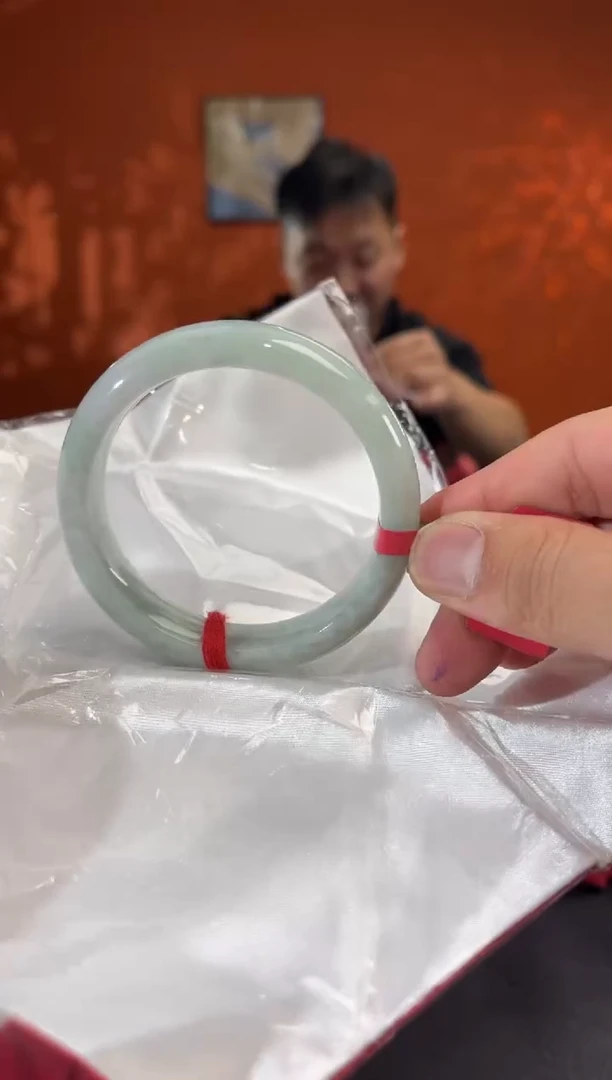 未镶嵌手镯翡翠6