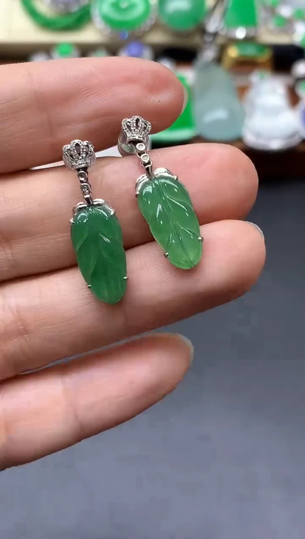 颈饰18K金镶嵌翡翠473-中国好珍宝