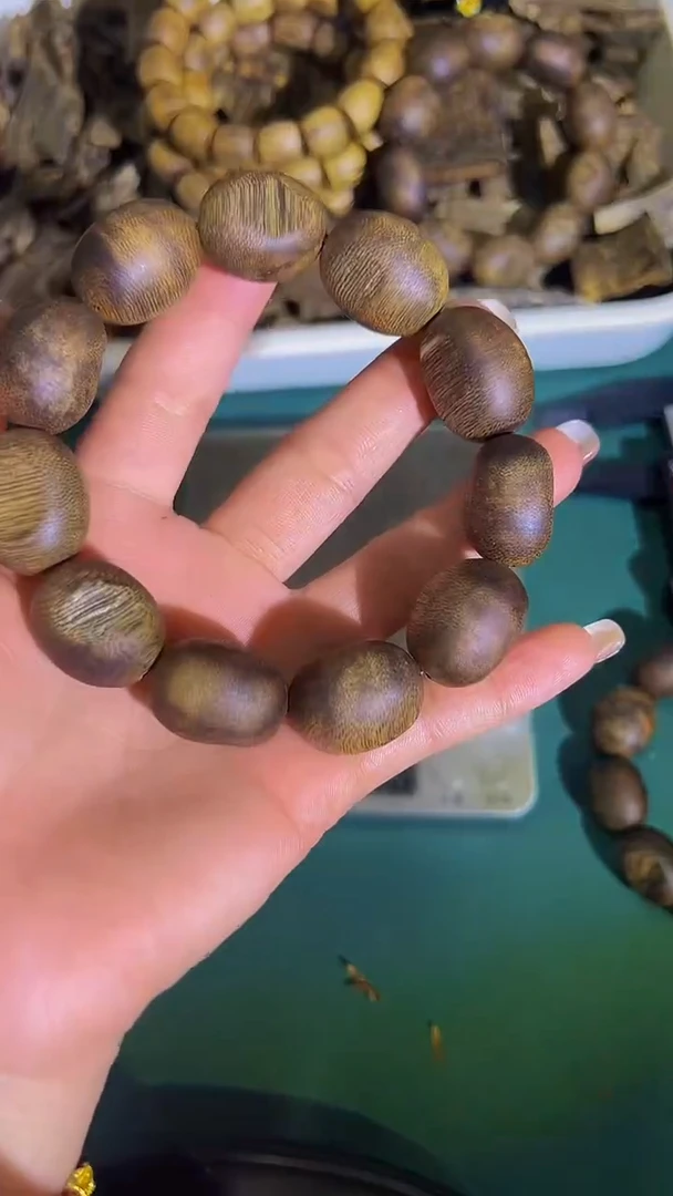 【闪购商品】沉香手串沉浮天然老料留疤单圈21