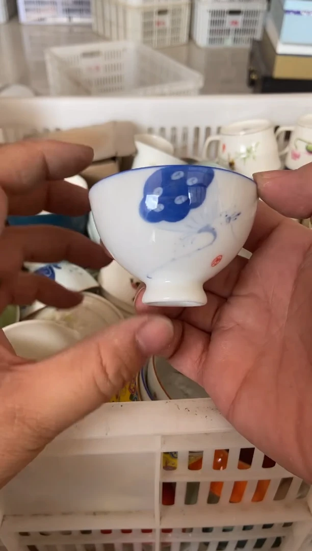 杯无运费险有瑕疵的摄影的产品有使用过的痕迹有点脏介意勿拍