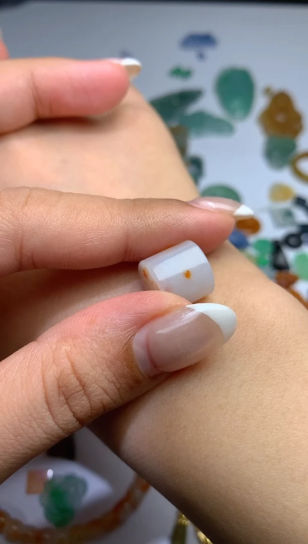 未镶嵌定制翡翠毛货